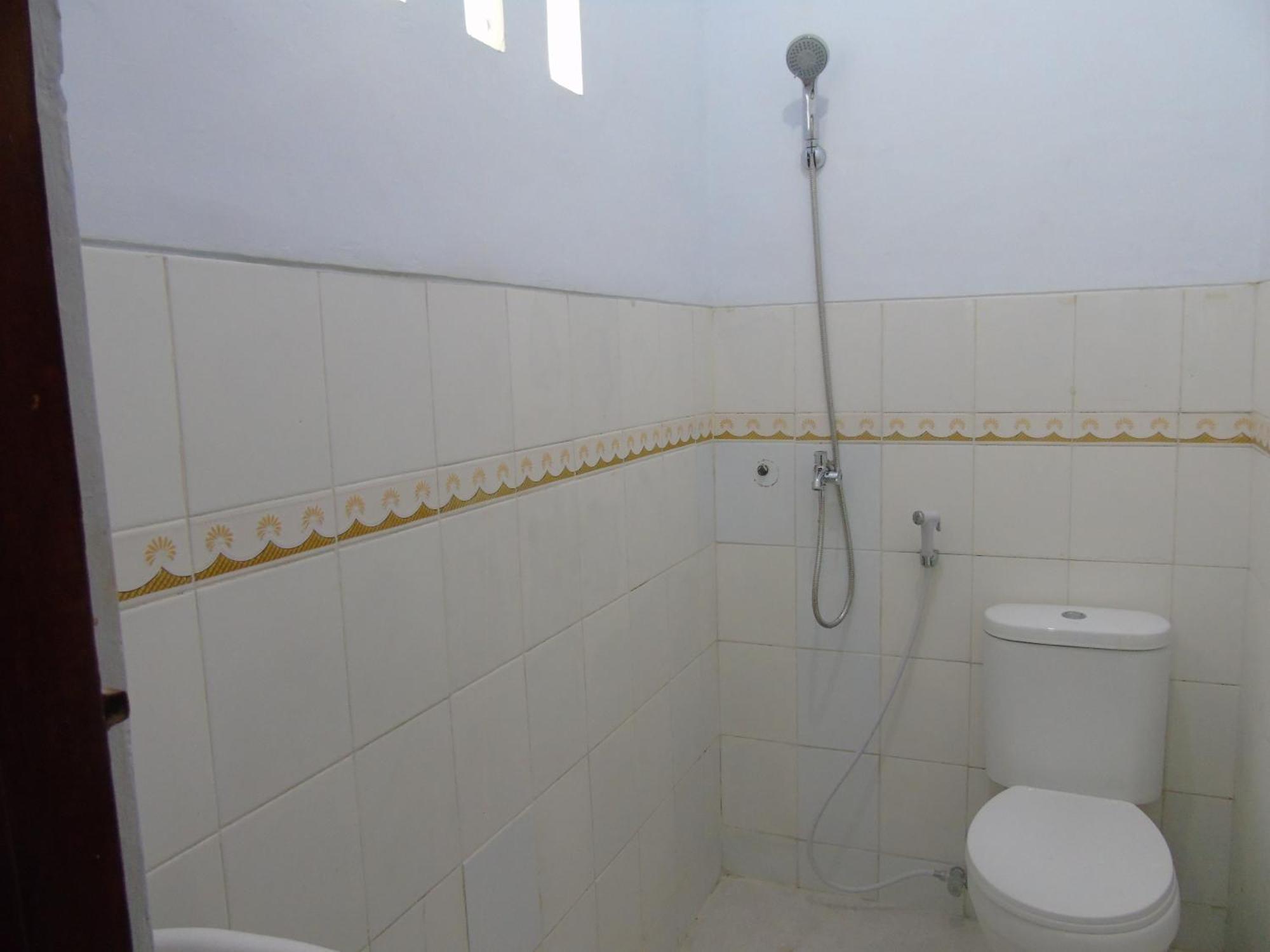 Hotel Permata Zamrud Cirebon Rum bild