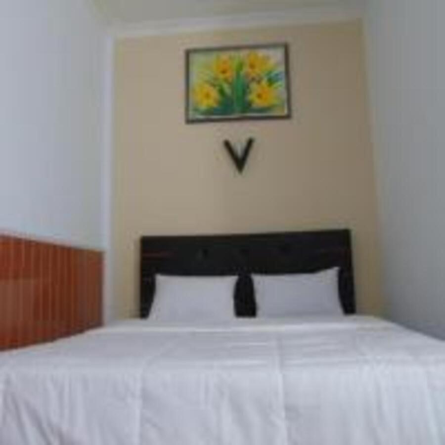 Hotel Permata Zamrud Cirebon Exteriör bild